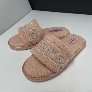 Juicy Couture JC-HEATH Fuzzy Slides‎ size M pink  Q-Blush Barbie core